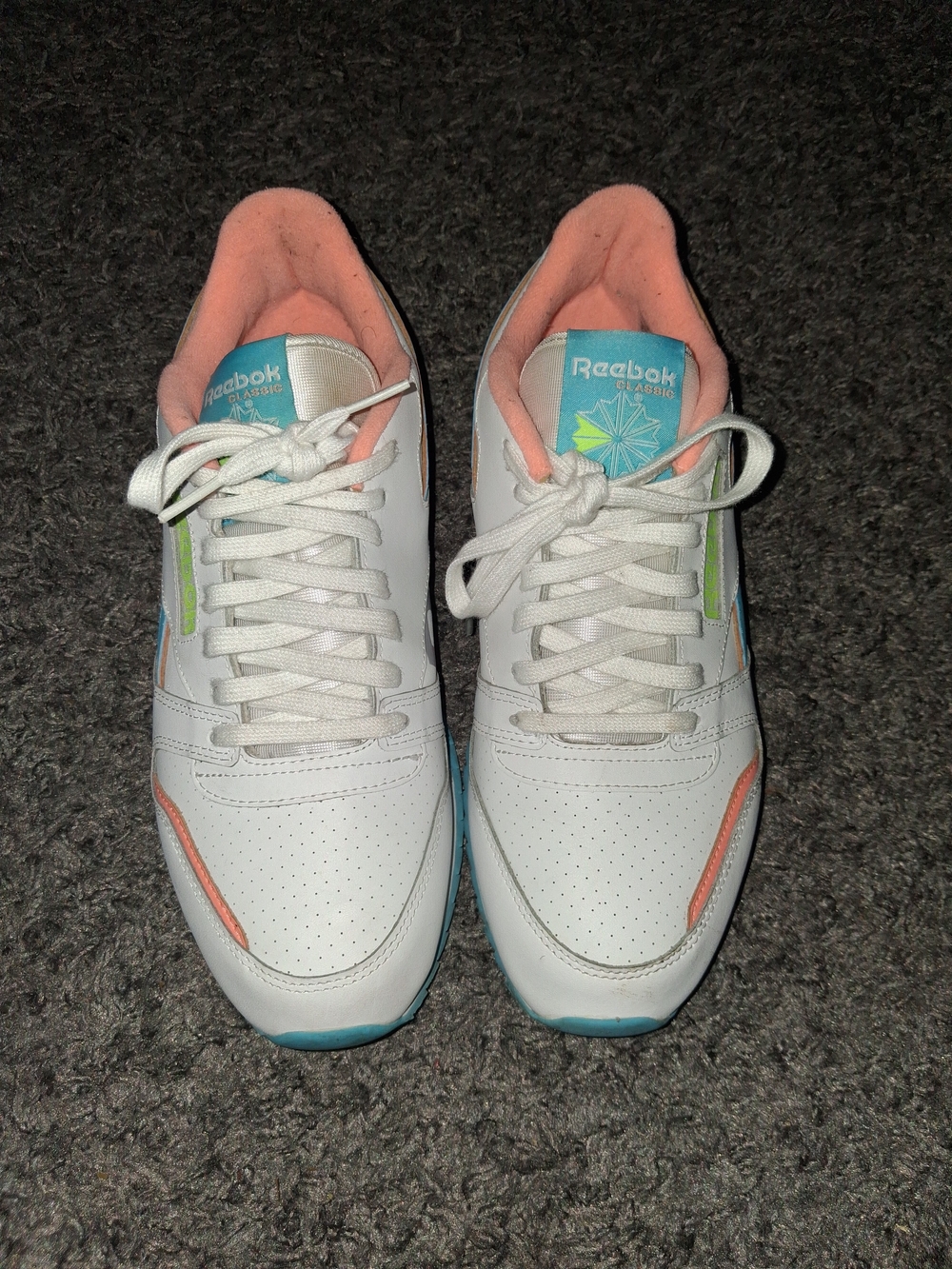 Reebok White Athletic Sneakers with Pastel Pink and Teal Accents